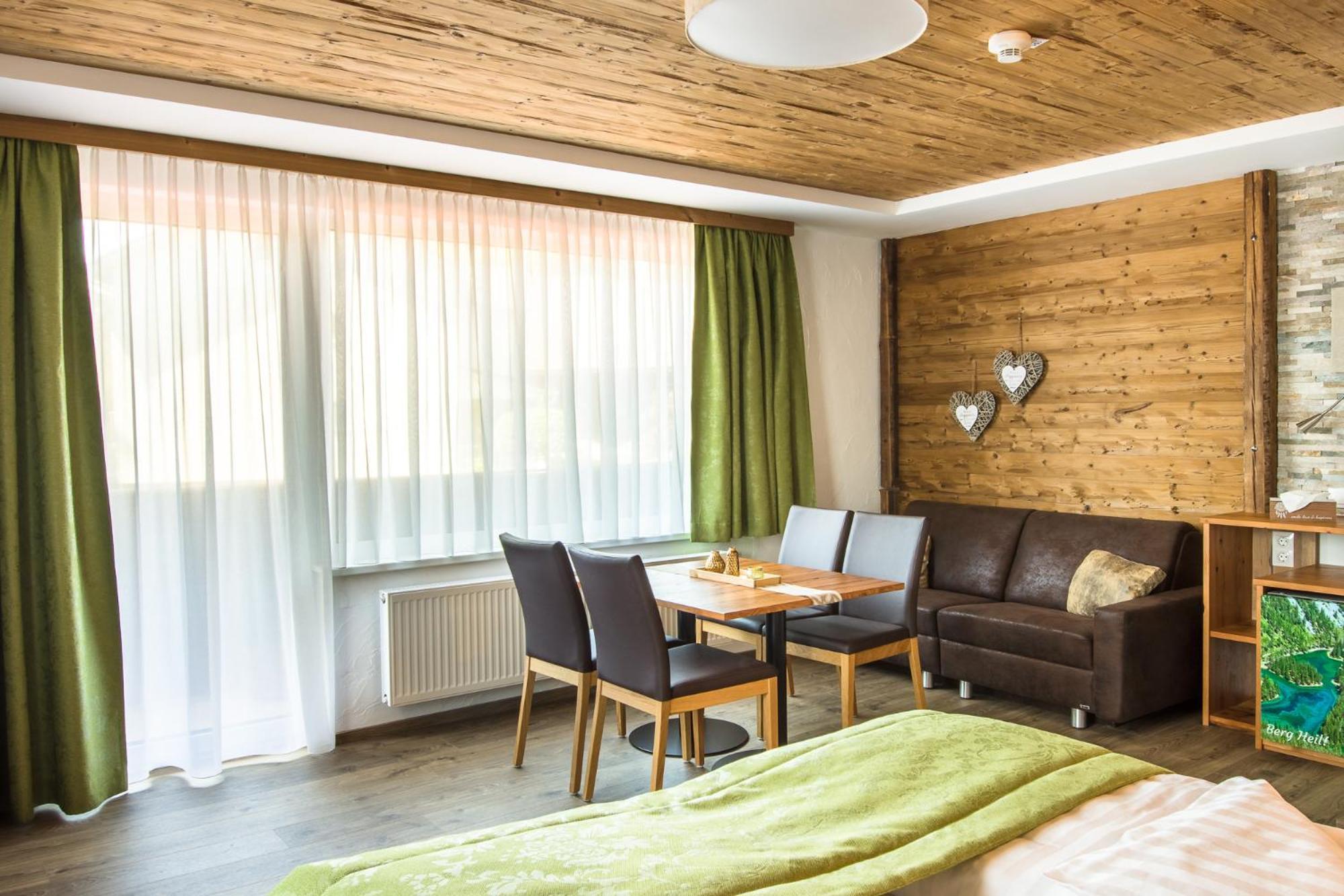 Lorenzer Schlafstubn/Haus Wanderl Sankt Lorenzen im Murztal Luaran gambar